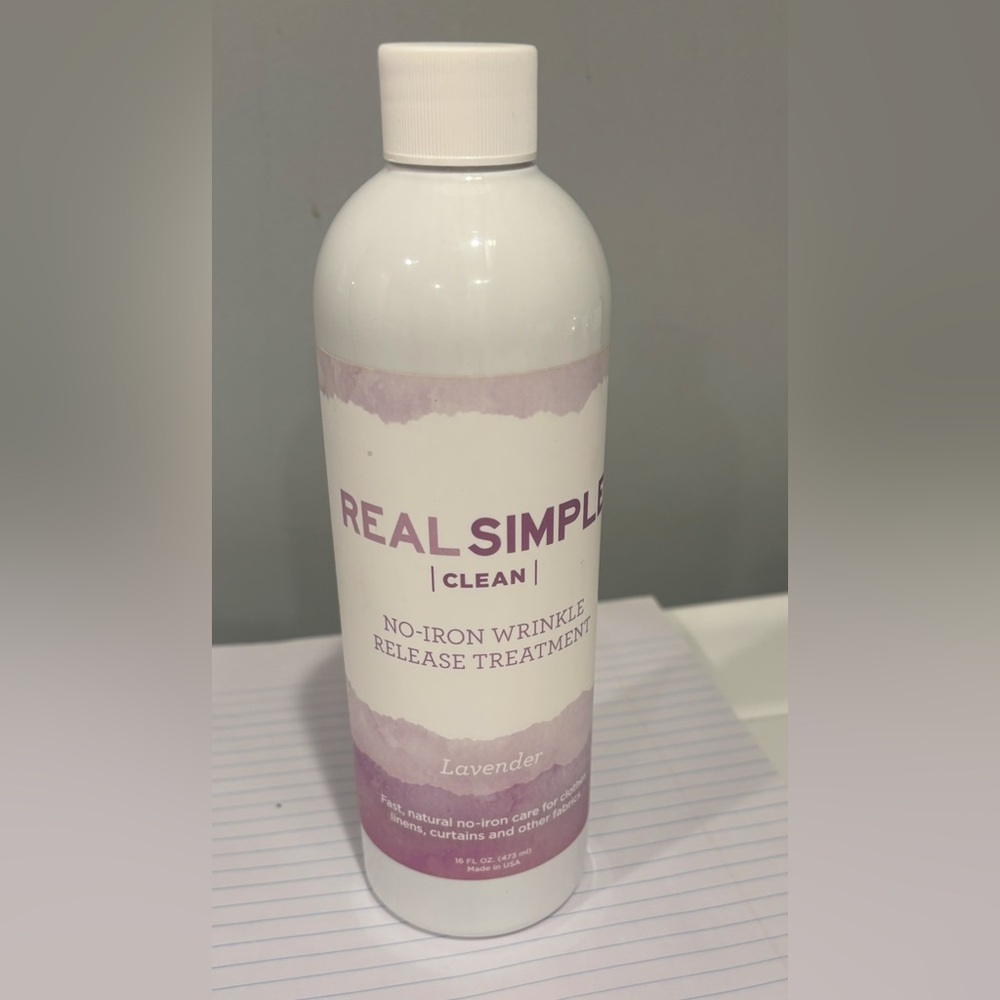 NWT Real Simple Clean No-Iron Wrinkle Release Treatment 16oz bottle